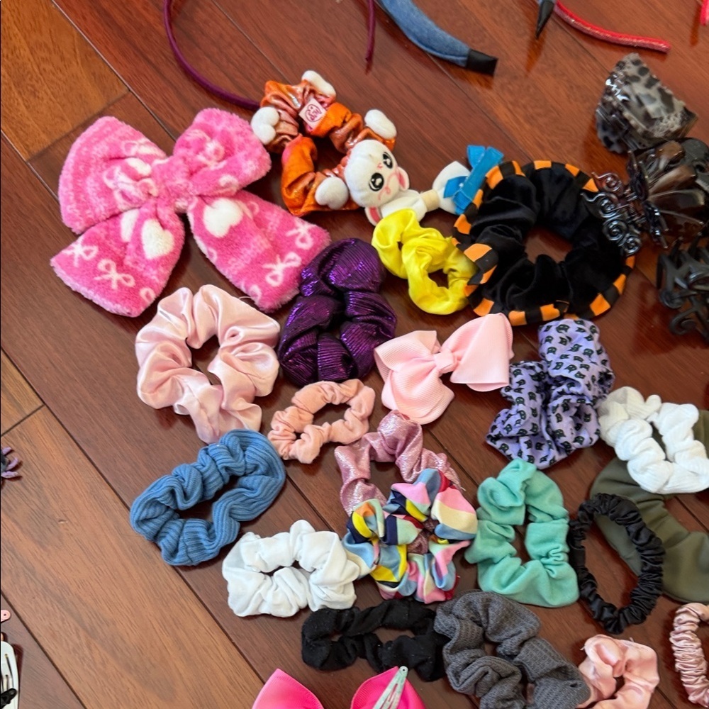 Colorful Hair Accessories Collection - Picture 5 of 11